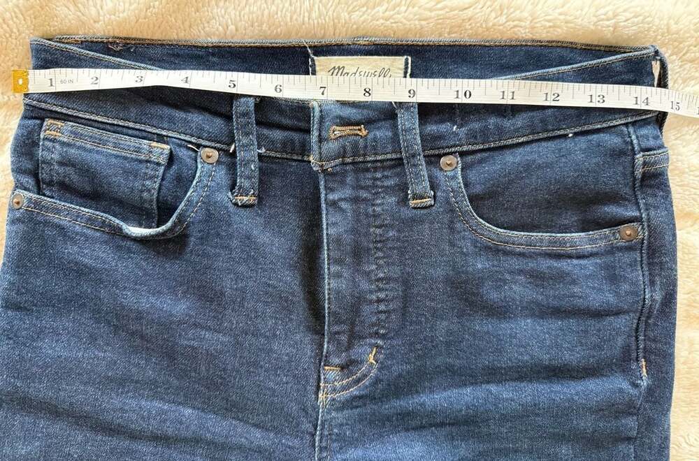 Madewell 9" Mid-Rise Skinny Jeans in Dark Wash Size 28 - Picture 6 of 7